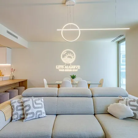 La Dolce Bayline Apartment *