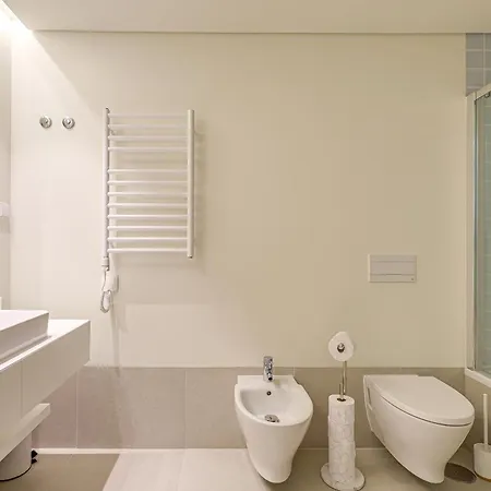 La Dolce Bayline Apartment *